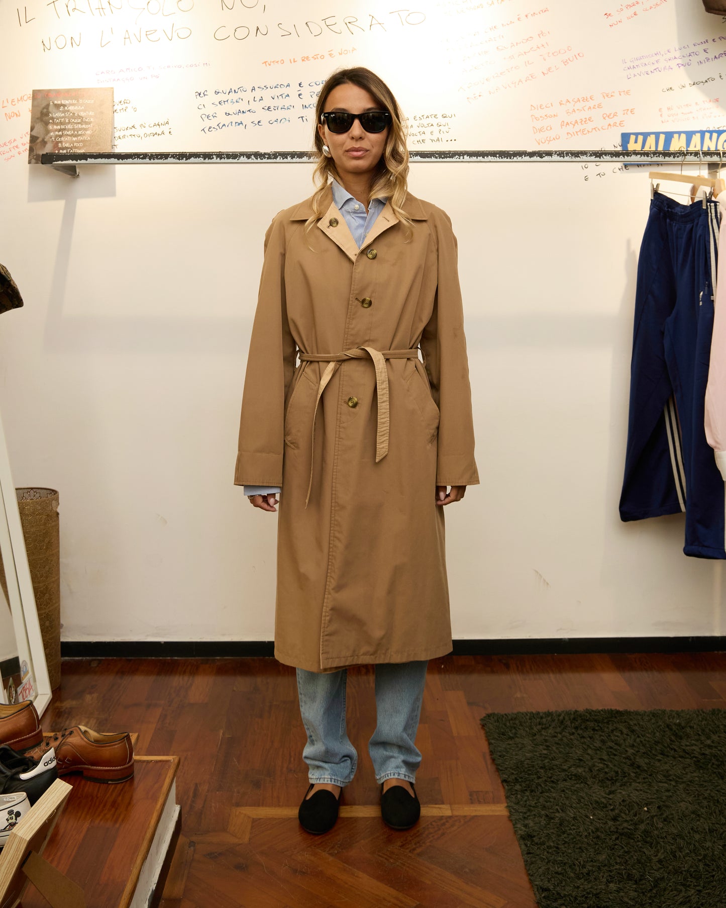 Trench double-face