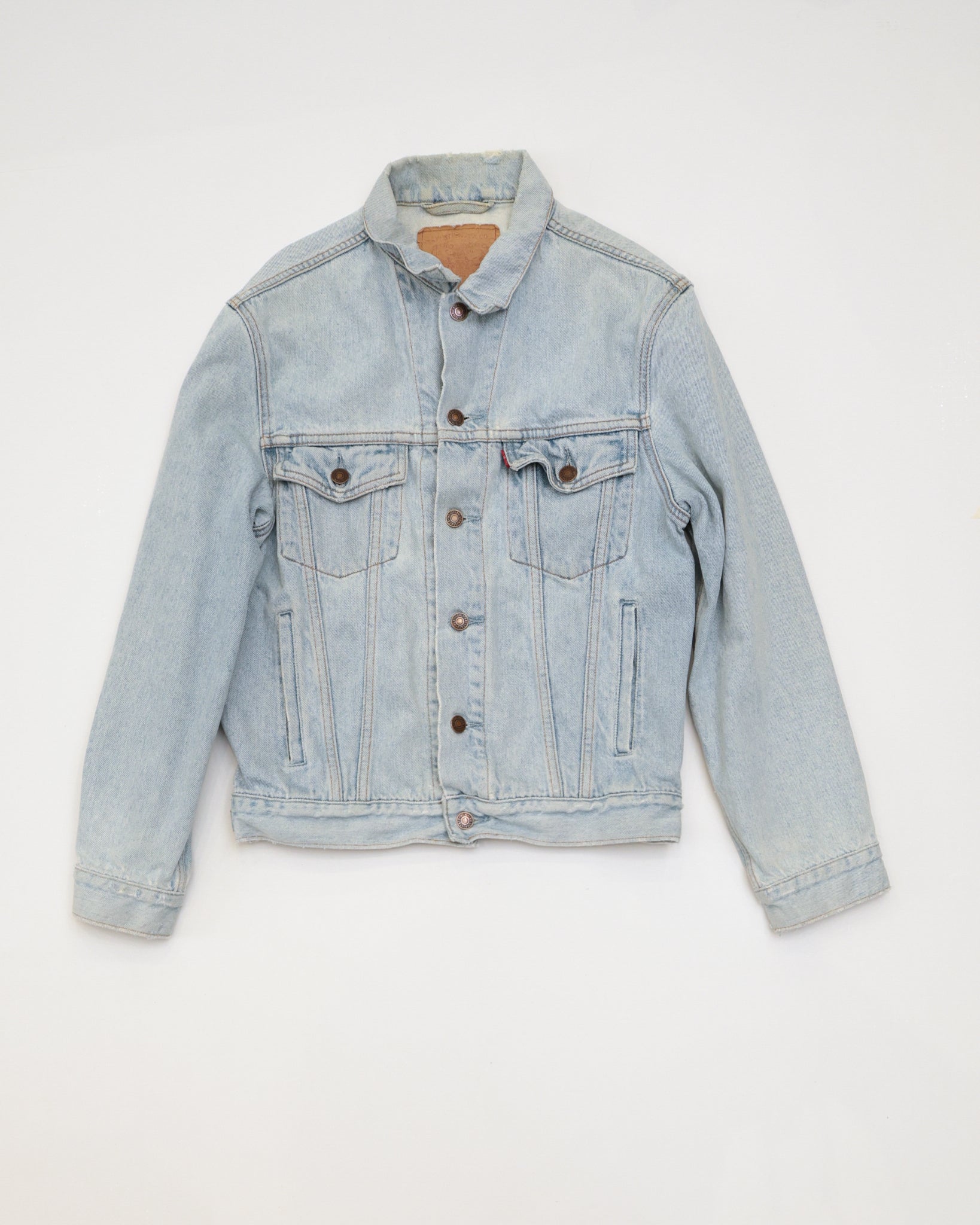 Giubbino Levis
