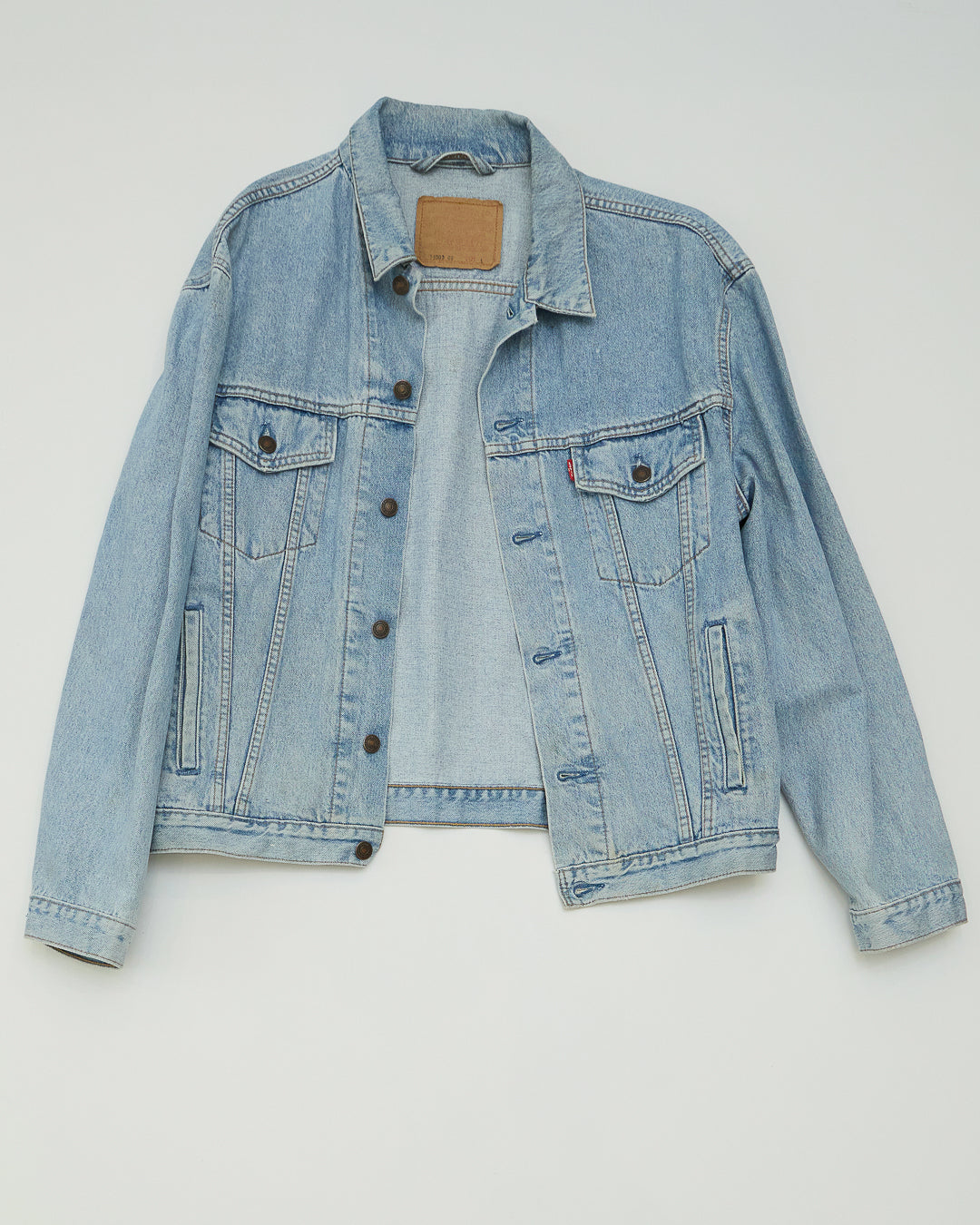 Giubbino Levis
